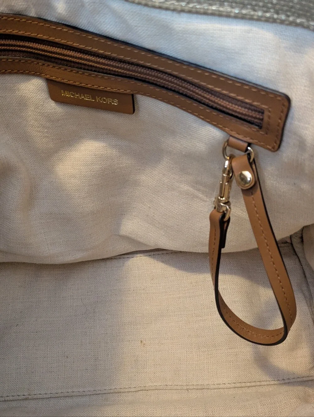 Michael Kors Isla Tote